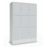 Großraum Schließfachschrank, 9 Fächer, 3 übereinander