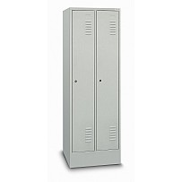 Garderobenschrank, mit Sockel, 2 Abteile