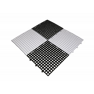 Outdoor chess/draughts board