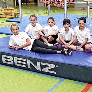 Turnmatten kaufen - für Profis, Schulen und Vereine | BENZ Sportgeräte